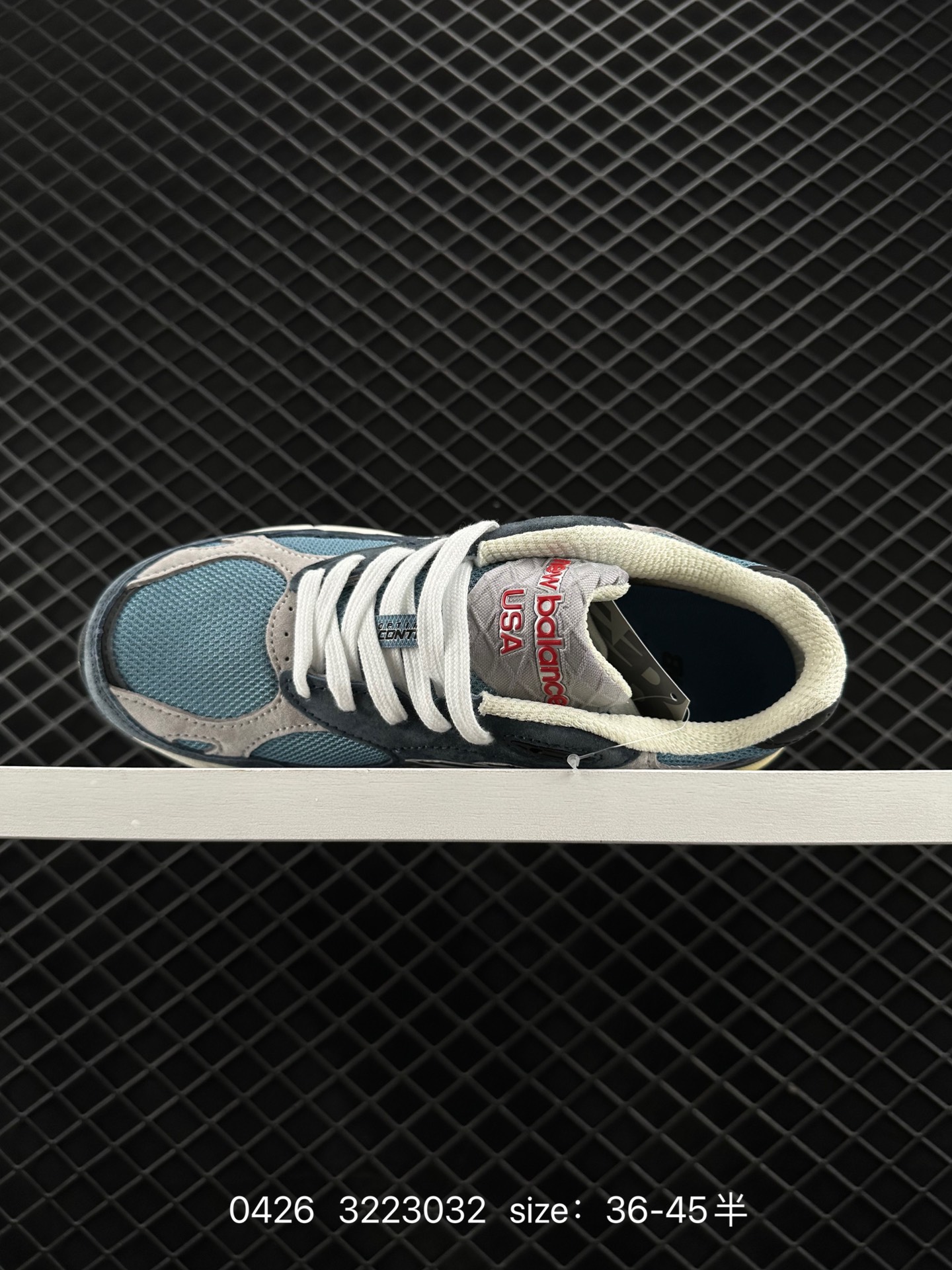 New Balance NB990 V3